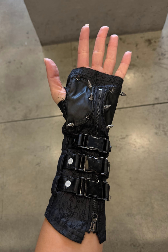 Black rockster gloves